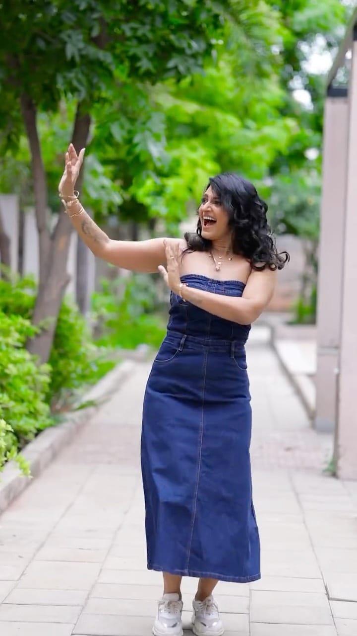 Post 3 by Chennai Makeupartist on Instagram (video)