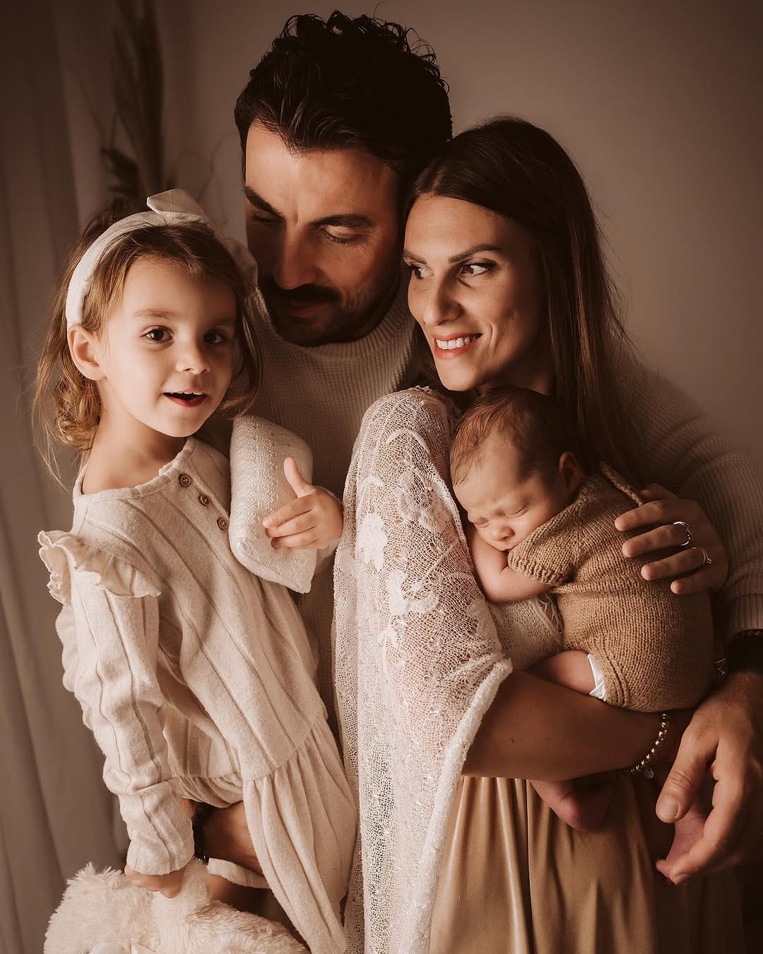 Post 10 by Giada Albani on Instagram (carousel)