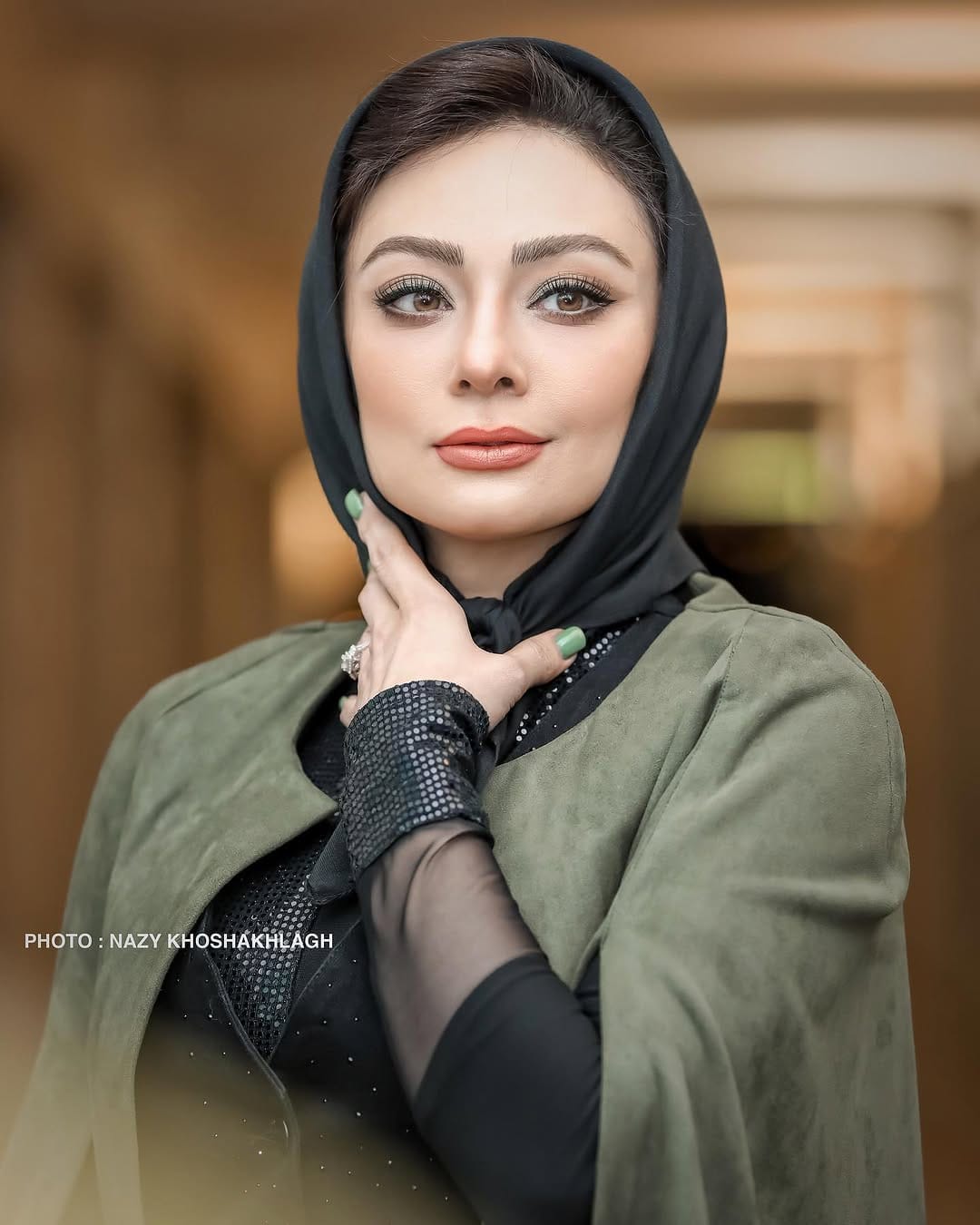 Post 3 by Nazy Khoshakhlagh on Instagram (image)