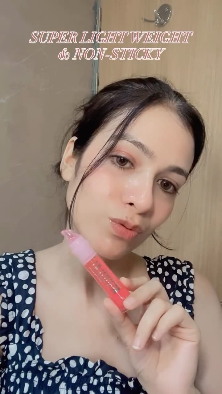 Post 2 by Rinki Sharma on Instagram (video)