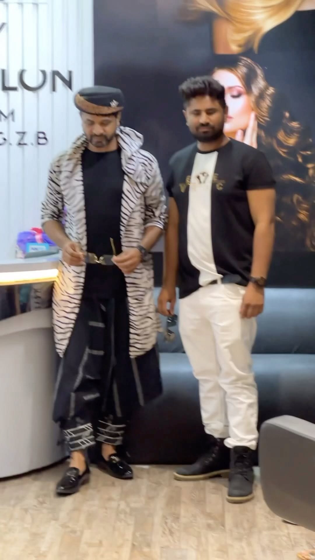 Post 10 by INFINITY SALON & academy indirapuram GZB on Instagram (video)