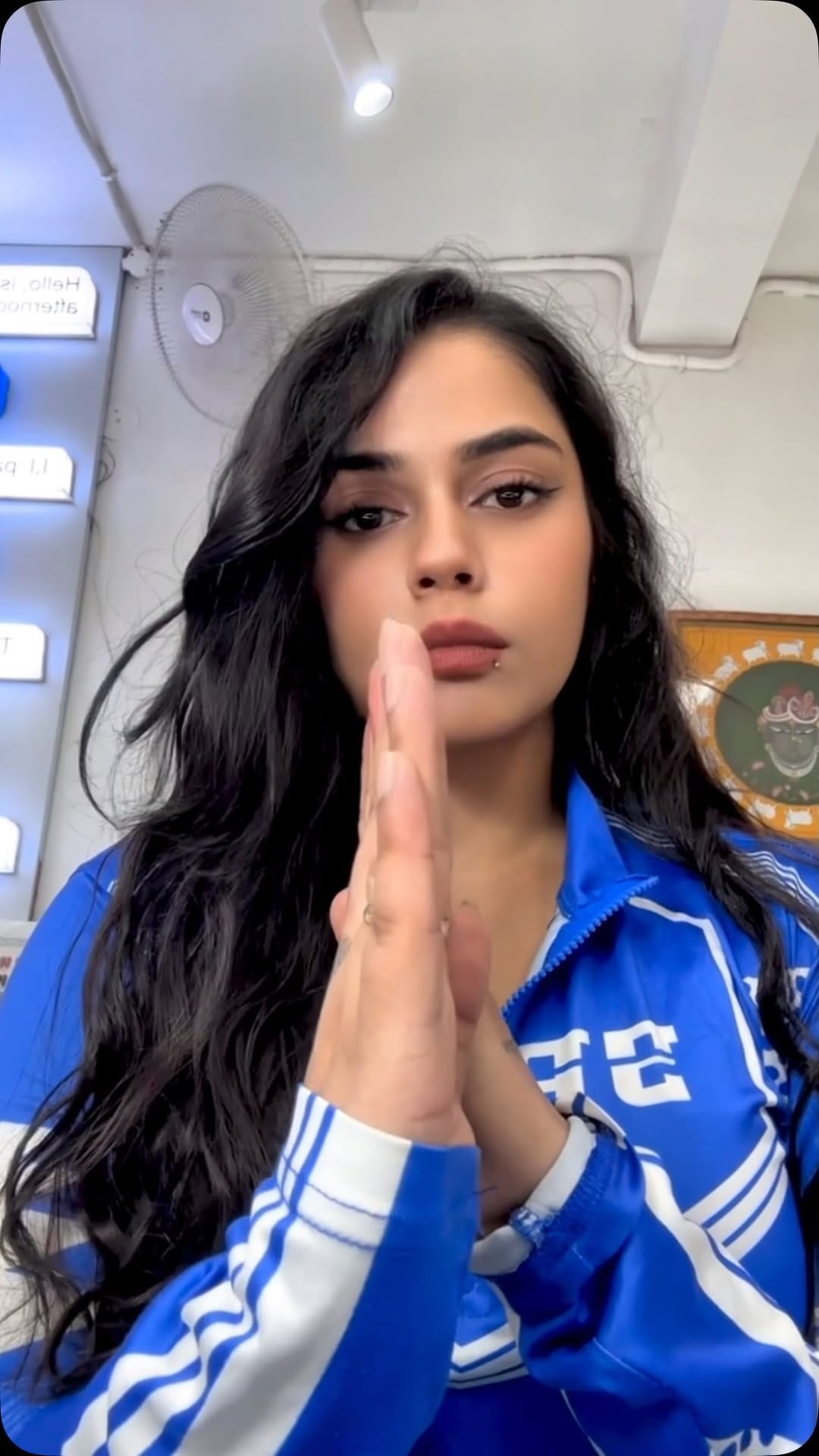 Post 7 by Shyex Nails on Instagram (video)