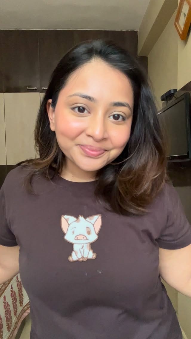 Post 6 by Ankita Agarwal | Fashion & Beauty • Content Creator on Instagram (video)