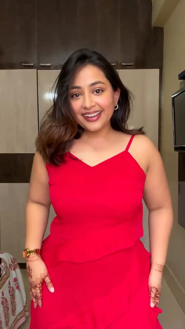 Post 9 by Ankita Agarwal | Fashion & Beauty • Content Creator on Instagram (video)