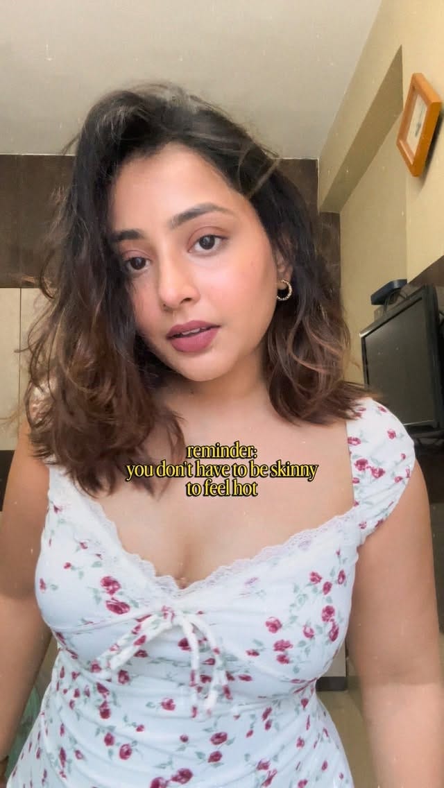 Post 5 by Ankita Agarwal | Fashion & Beauty • Content Creator on Instagram (video)