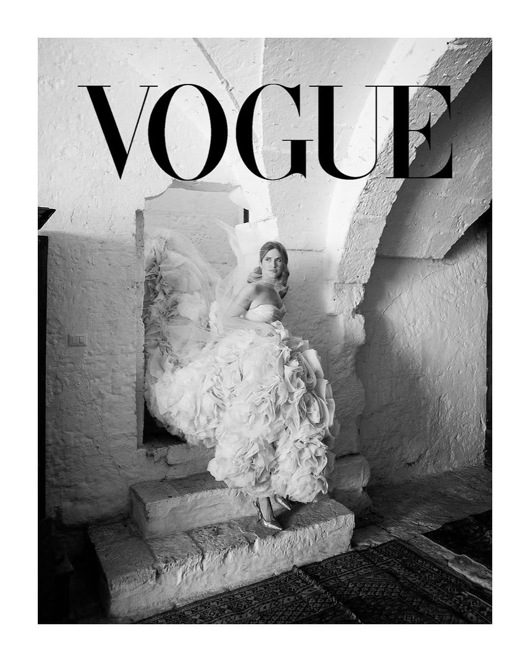 Post 10 by THE FASHION WEDDING || Europe destination wedding photographers on Instagram (carousel)