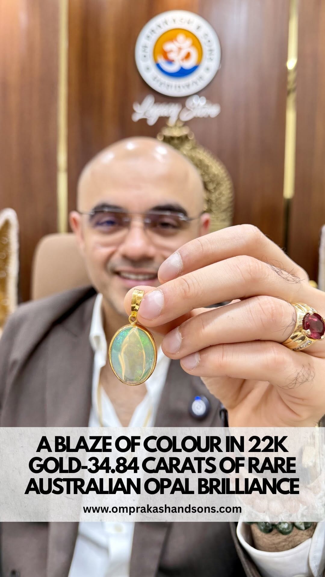 Post 4 by Om Prakash & Sons 🇮🇳 on Instagram (video)