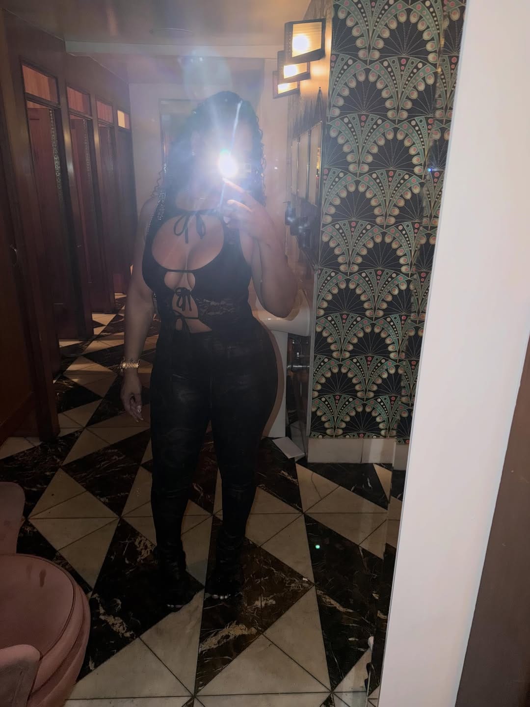 Post 5 by Kelz💍 on Instagram (carousel)