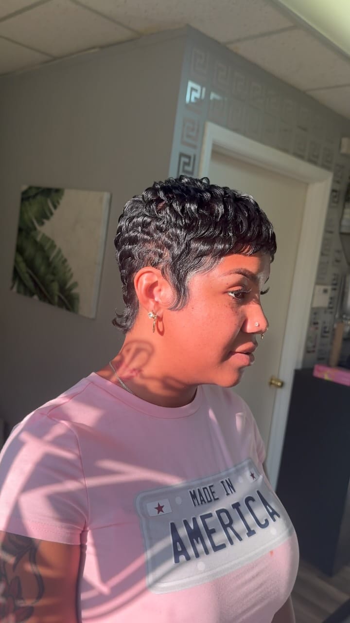 Post 3 by Tamaya Kyera | Etiquette Consultant | Pixie Pro on Instagram (video)