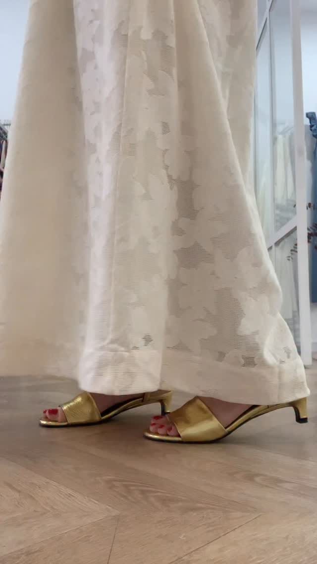 Post 10 by charlotte on Instagram (video)