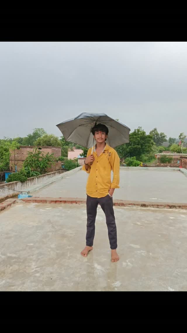 Post 4 by roshan rzk on Instagram (video)