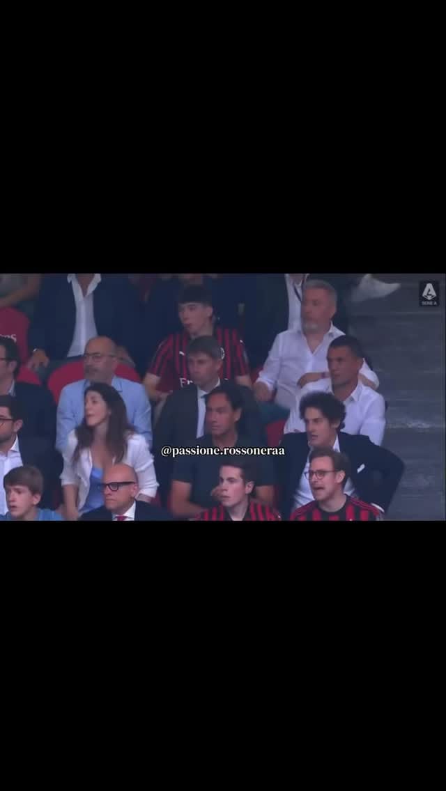 Post 9 by Passione Rossonera on Instagram (video)