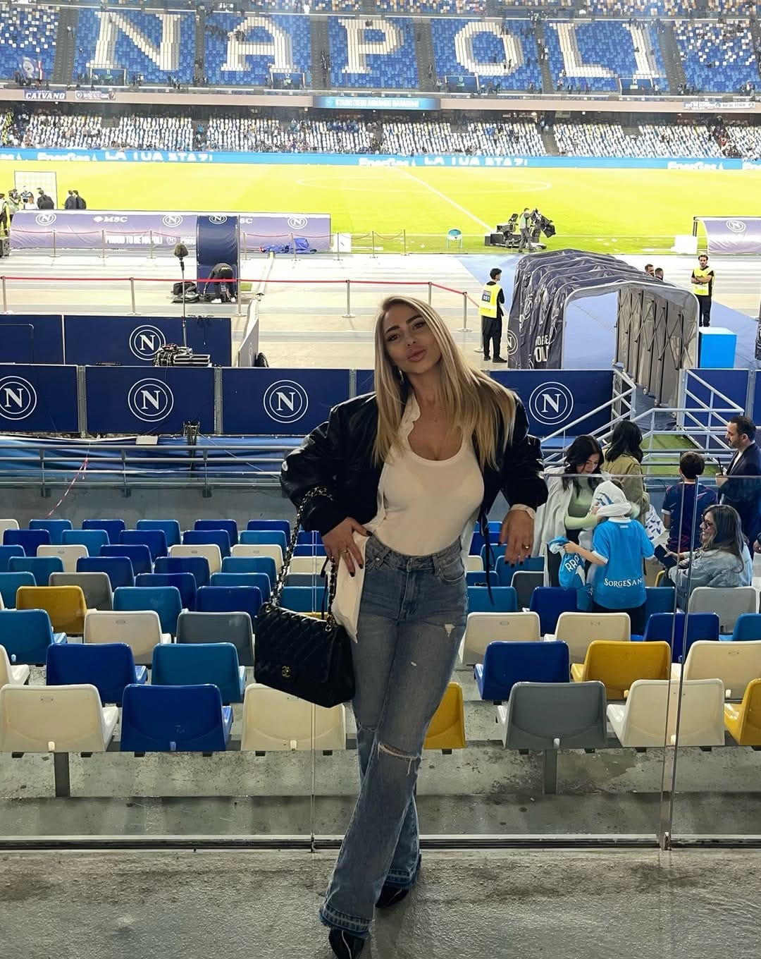 Post 8 by Giusy Costanzo on Instagram (carousel)