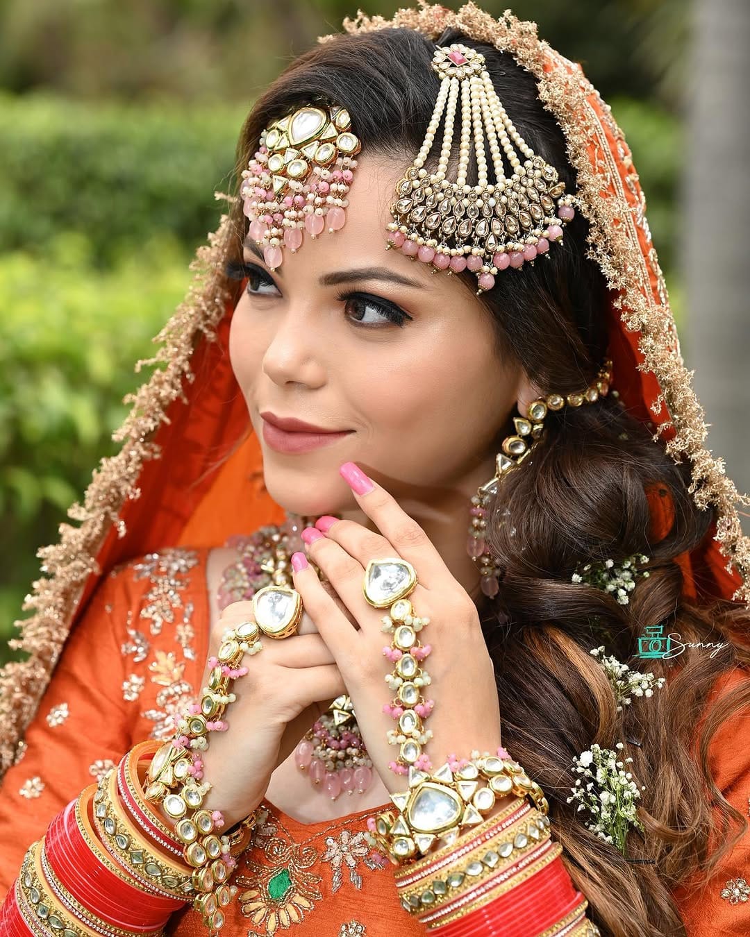 Post 3 by Makeovers by Minaxi Sharma on Instagram (image)