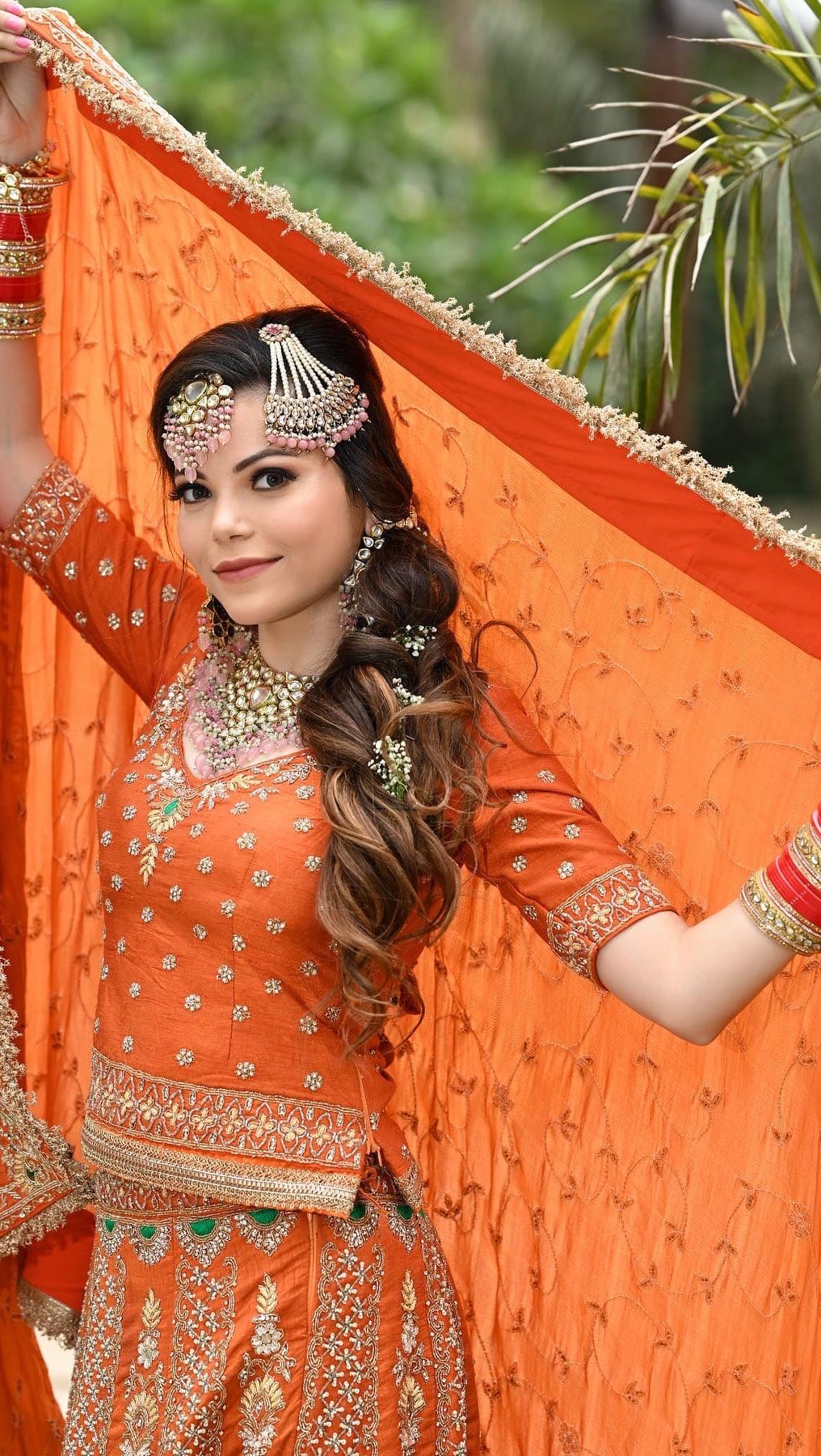 Post 6 by Makeovers by Minaxi Sharma on Instagram (video)