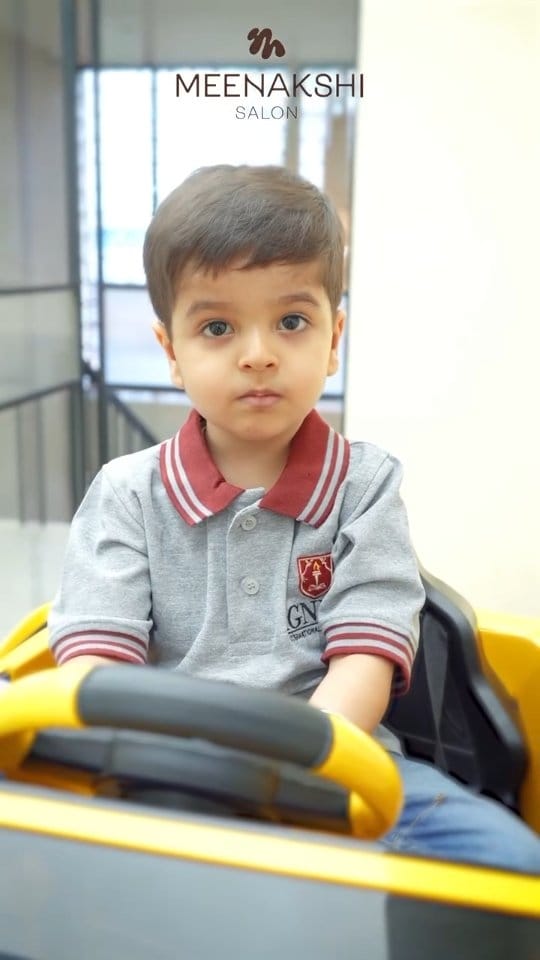 Post 7 by Meenakshi's Salons & Academy on Instagram (video)
