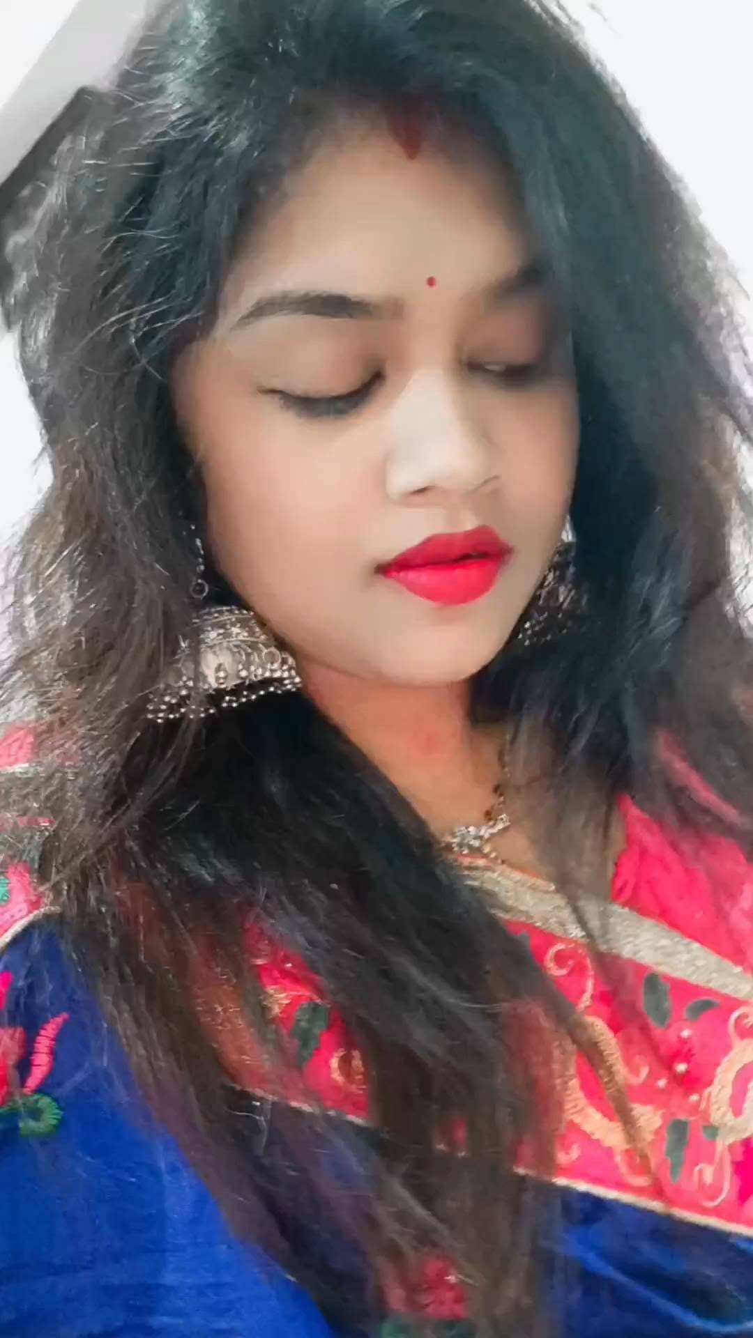 Post 10 by Sunita Gouda on Instagram (video)