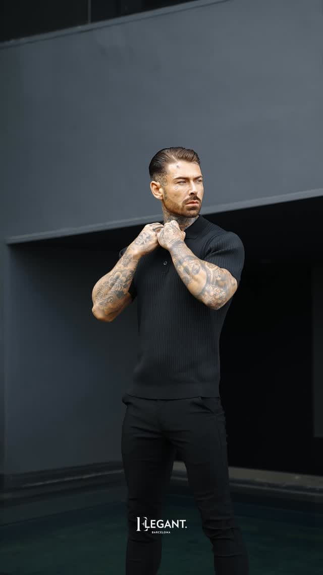 Post 4 by Elegant barcelona on Instagram (video)