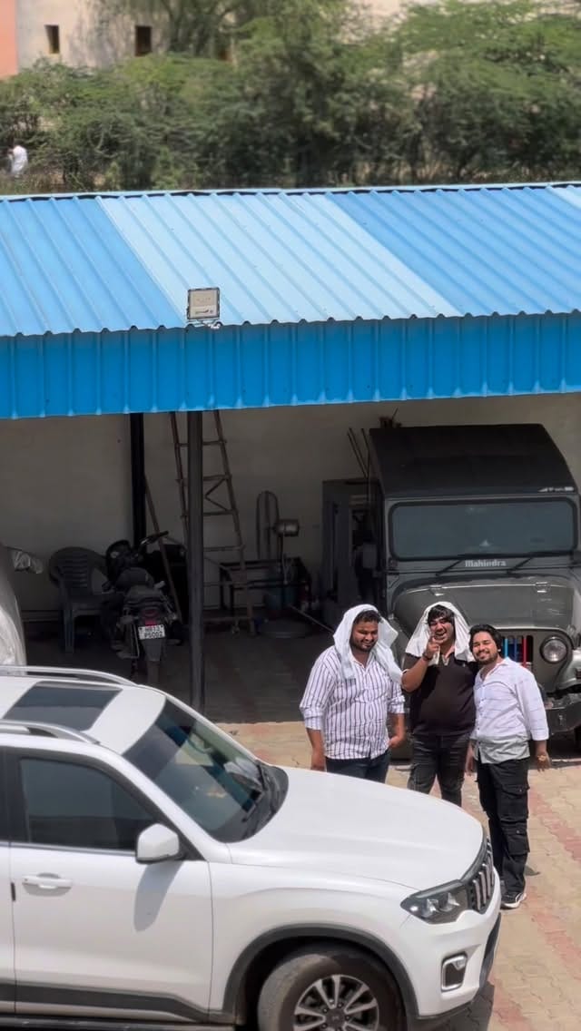Post 4 by Shubham on Instagram (video)