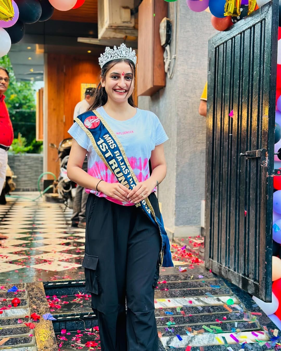 Post 9 by 🇮🇳Sakshi Jain🧿🌺 on Instagram (carousel)