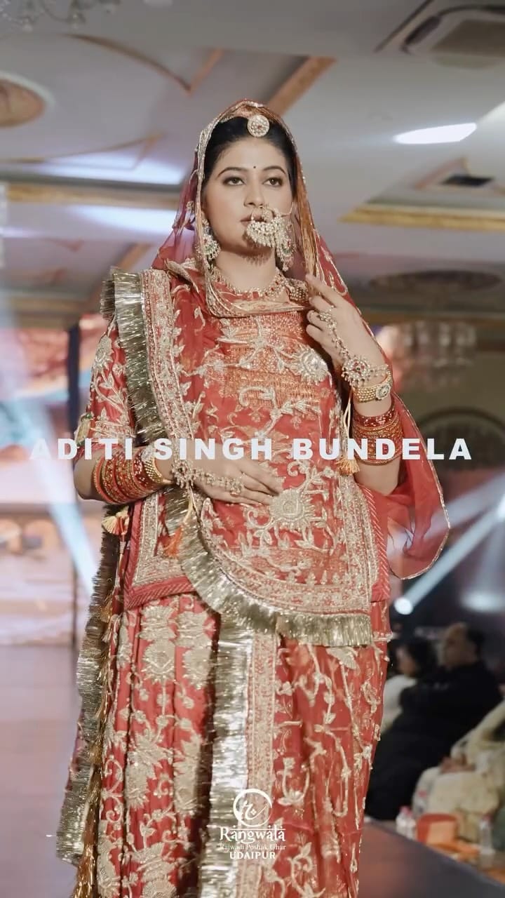 Post 7 by Rangwala Rajwadi Poshak Ghar on Instagram (video)