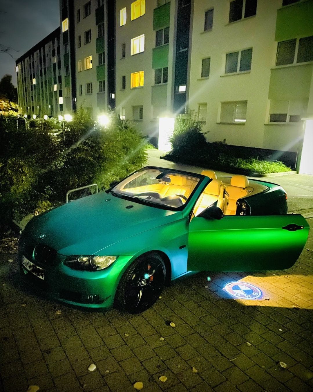 Post 5 by Rahim Naderi on Instagram (image)