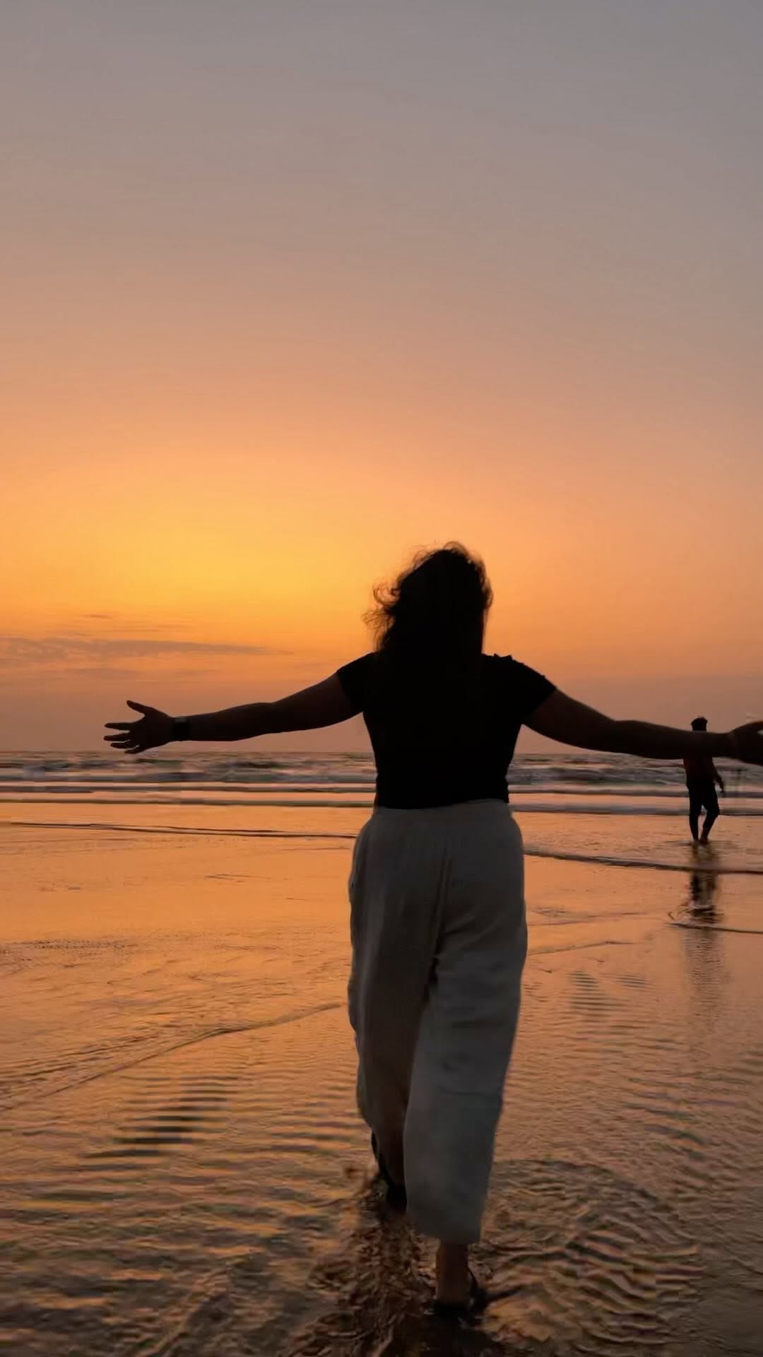 Post 4 by Ankita Bhardwaj on Instagram (video)