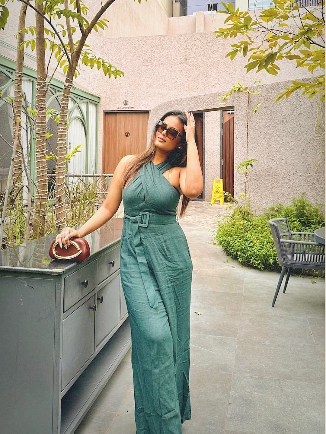 Post 2 by Saniya Daruka on Instagram (carousel)