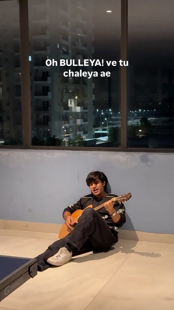 Post 5 by Rachit Madaan on Instagram (video)
