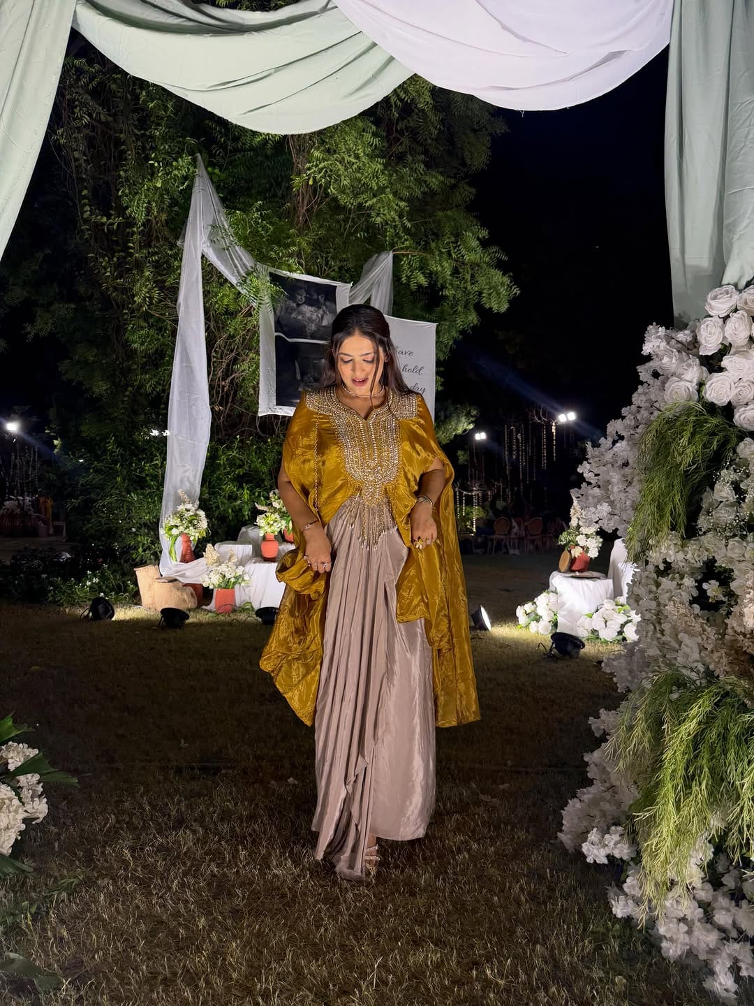 Post 8 by Pooja Khemani on Instagram (carousel)