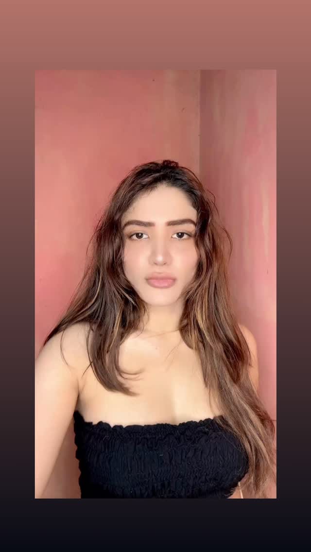 Post 7 by Taniya Nimeshi Chandrasiri on Instagram (video)