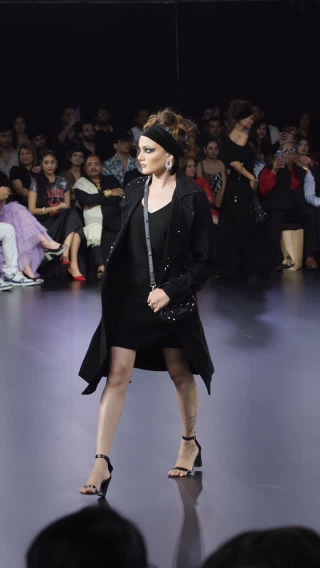 Post 9 by Anchal Tomar on Instagram (video)
