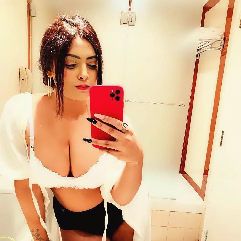 Post 5 by Taani sharma official on Instagram (image)
