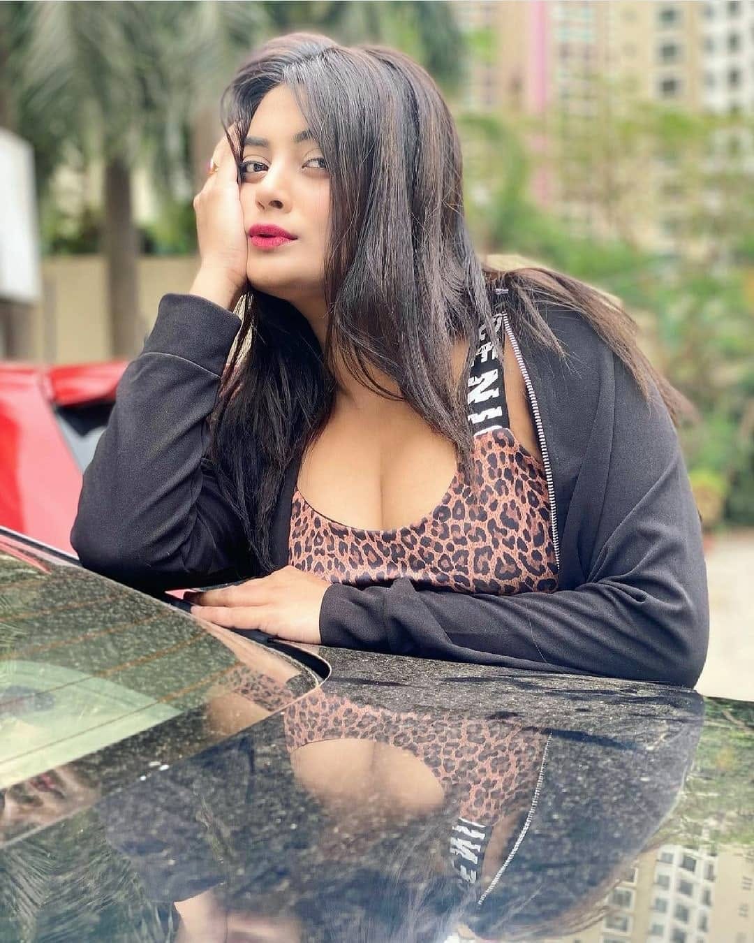 Post 8 by Taani sharma official on Instagram (image)