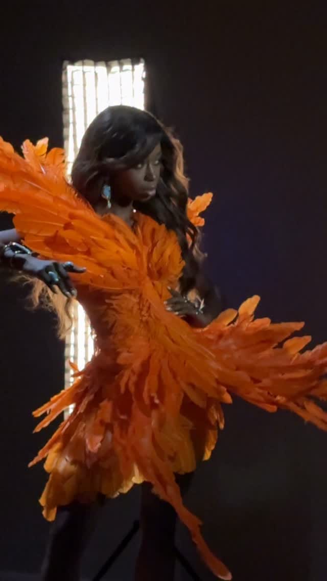 Post 3 by Nina <3 on Instagram (video)