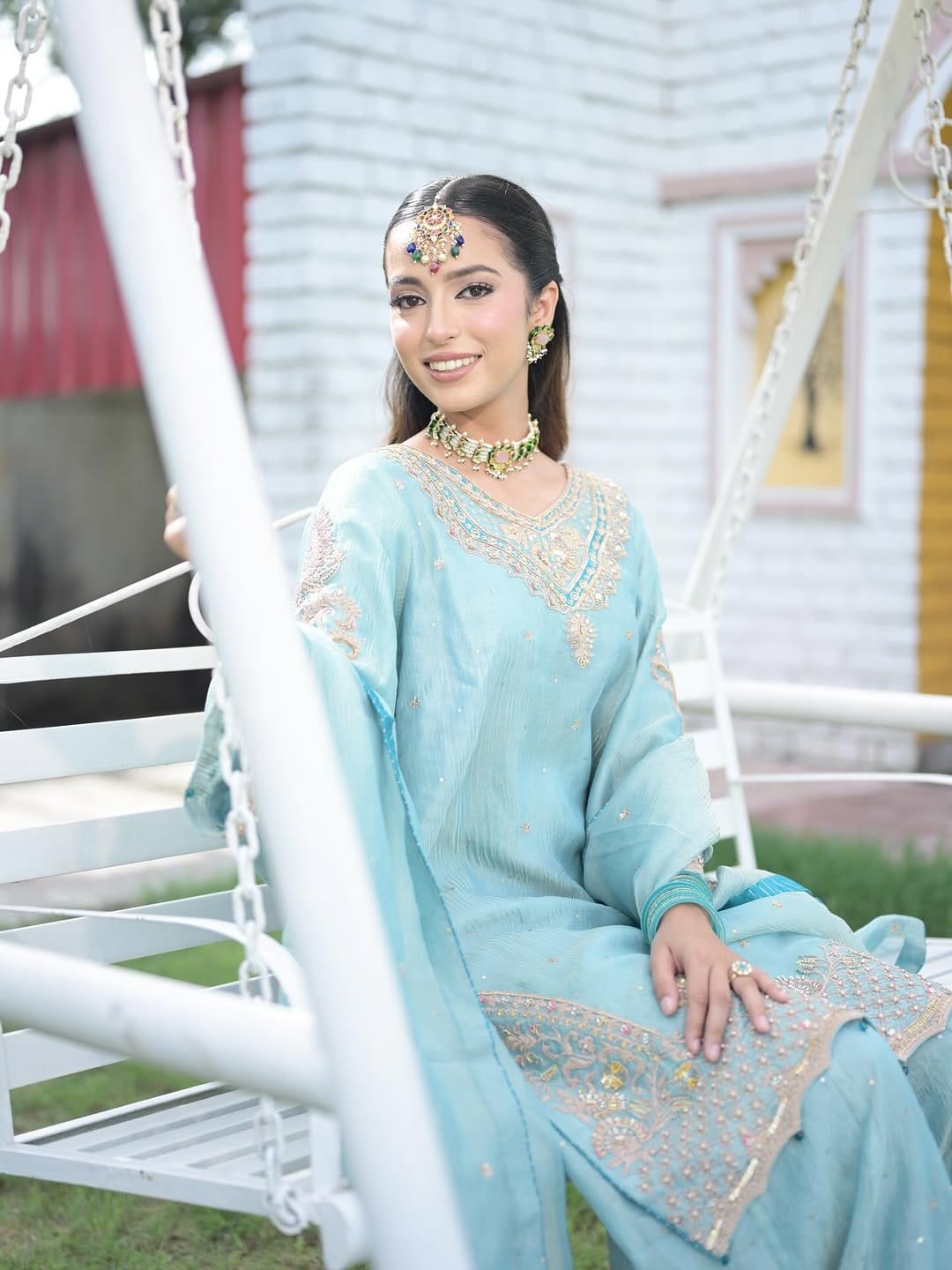Post 4 by DRESSY DAZZLE on Instagram (carousel)
