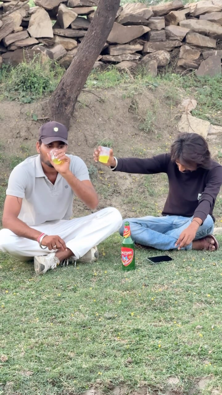 Post 3 by Ķıśmåť Køđåp on Instagram (video)