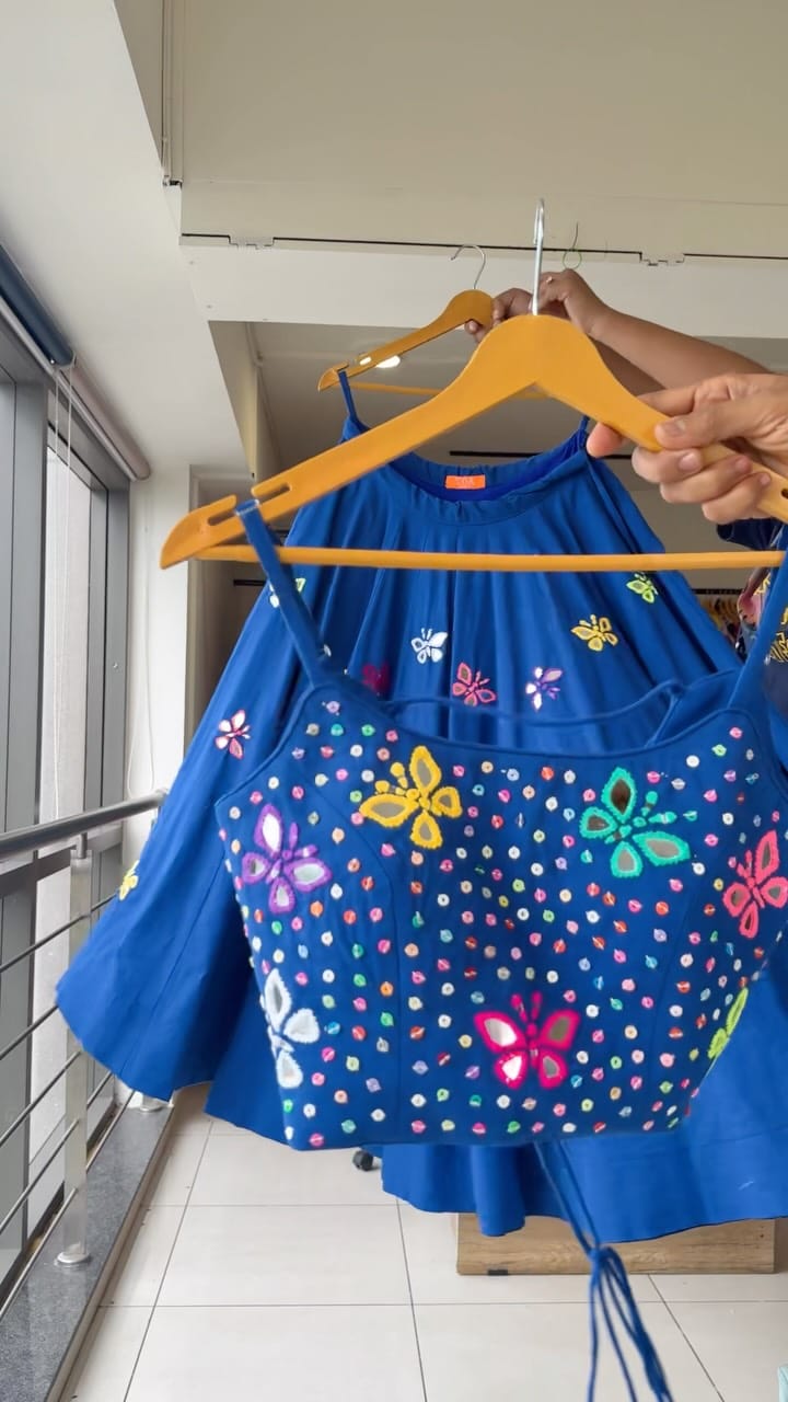 Post 2 by T O A - The Outfit Artisan on Instagram (video)