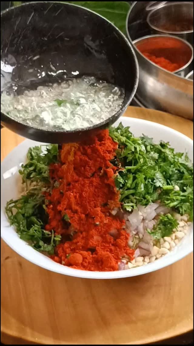 Post 6 by Bhannat Swaad on Instagram (video)