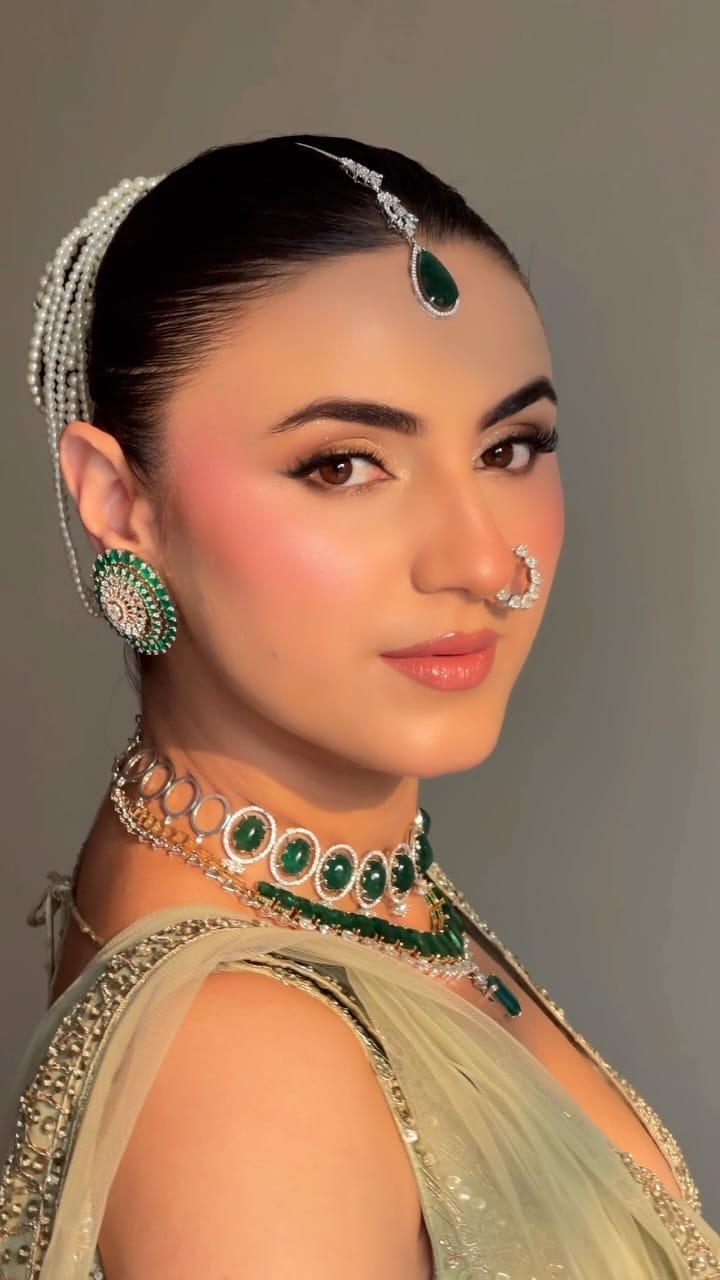 Post 1 by Alisha Makkar . Wedding Stylist on Instagram (video)