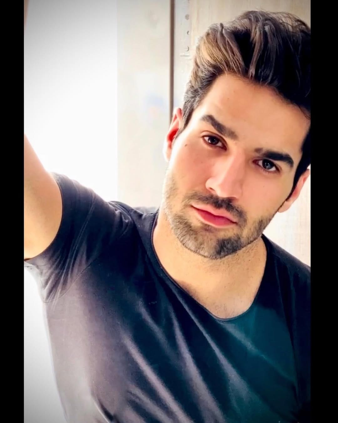 Post 10 by Nischay Choudhary on Instagram (image)