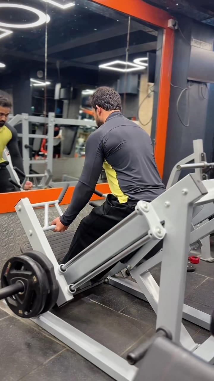 Post 1 by Nasir shiekh (ناشر شیخ) on Instagram (video)