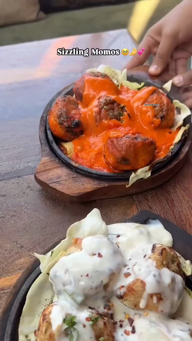 Post 8 by Fooda Holic on Instagram (video)