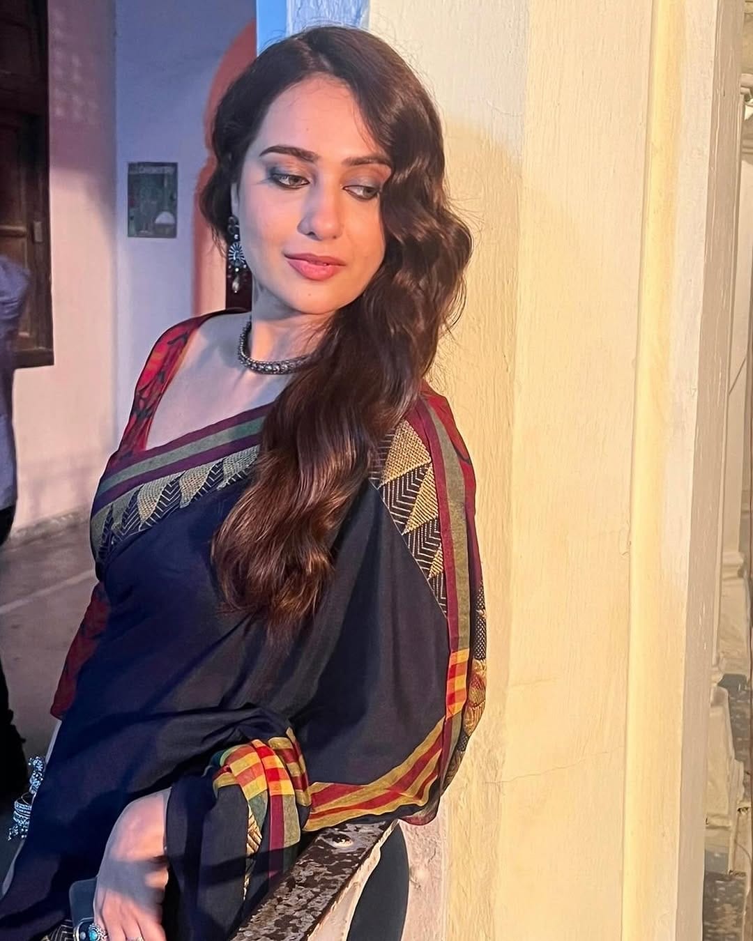 Post 10 by Komal Tindwani on Instagram (carousel)