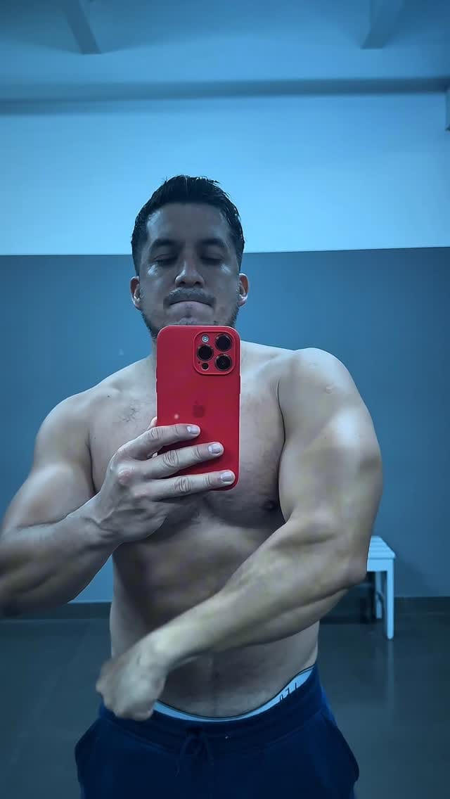 Post 6 by Brian Zegarra on Instagram (video)