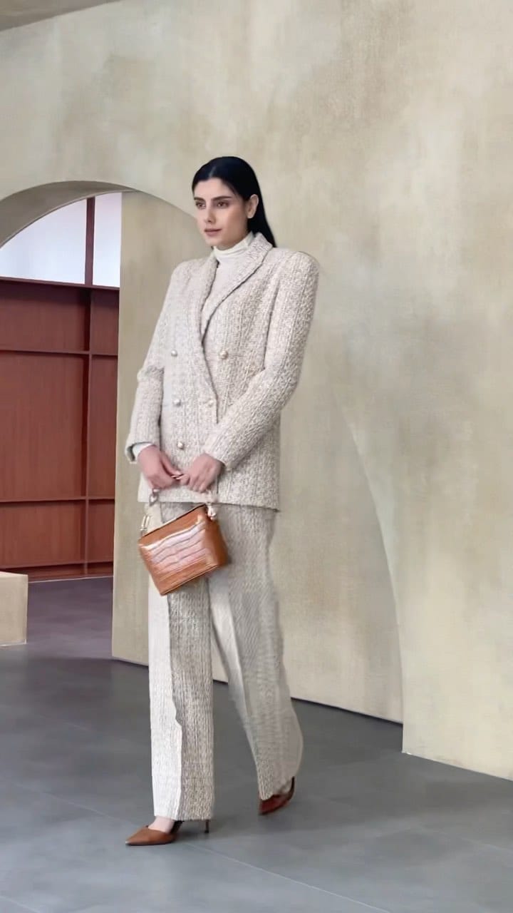 Post 9 by Gabriele Paraizo on Instagram (video)