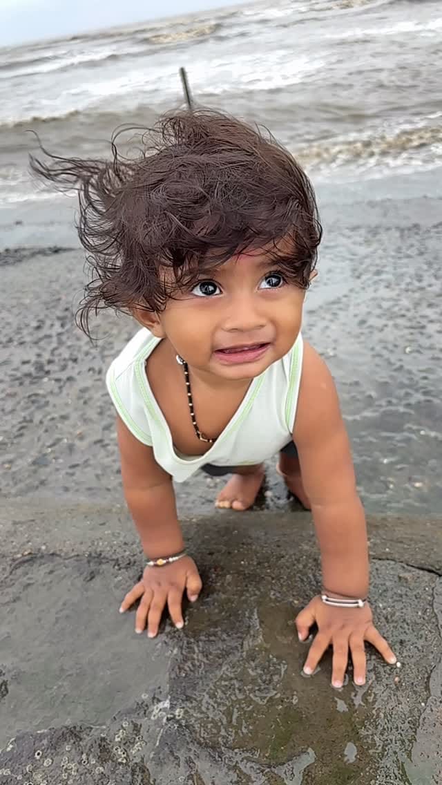 Post 1 by Manish Makwana on Instagram (video)