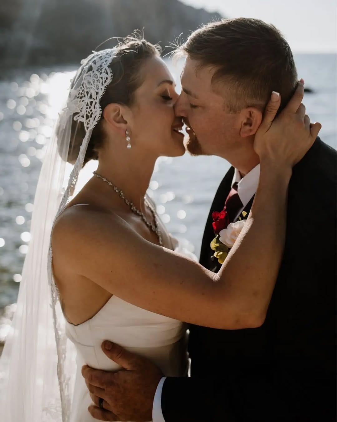 Post 5 by JESS PIAZZESE • BRIDAL MAKE UP on Instagram (carousel)