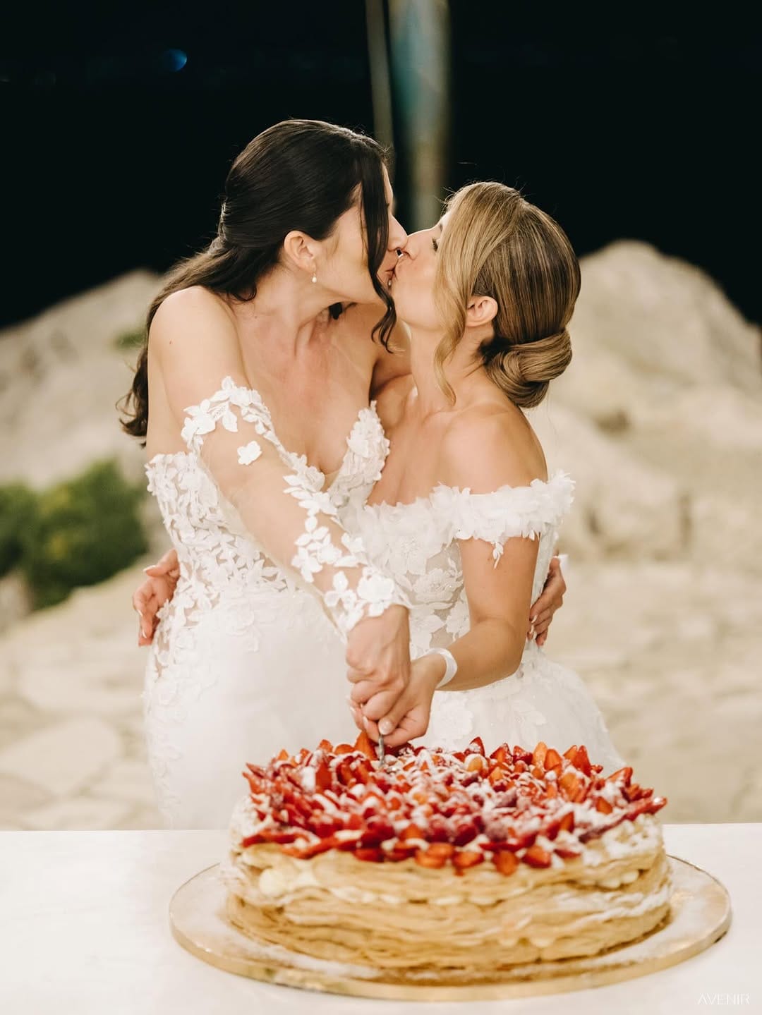 Post 6 by JESS PIAZZESE • BRIDAL MAKE UP on Instagram (carousel)