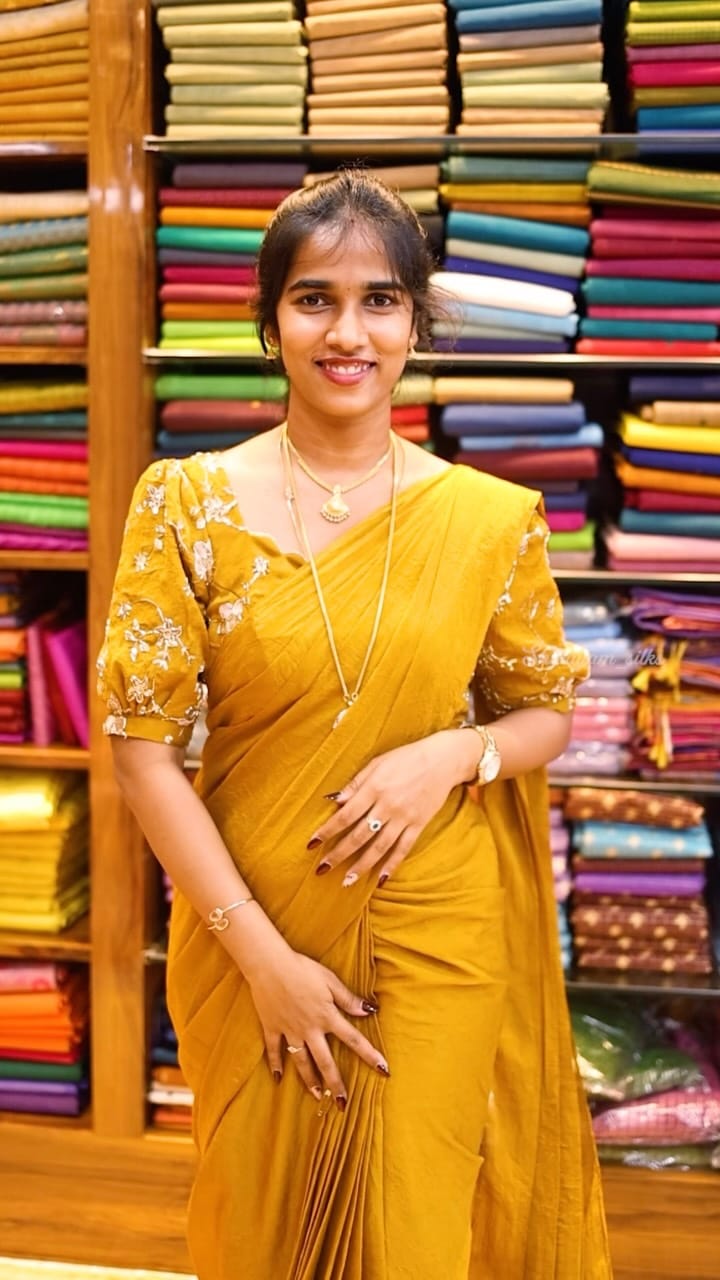 Post 10 by Shivayam Silks on Instagram (video)